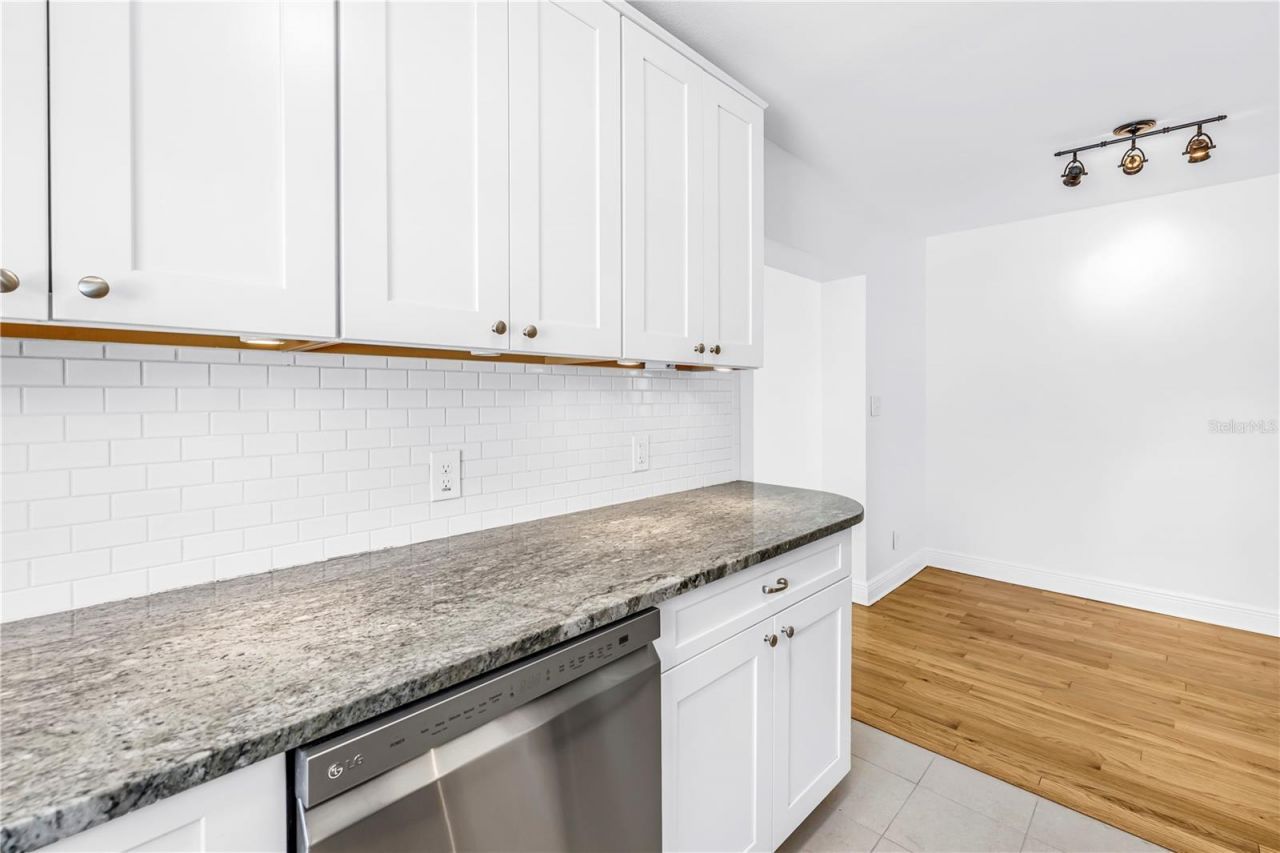 348 11th Avenue Ne, Saint Petersburg, FL 33701 Photo
