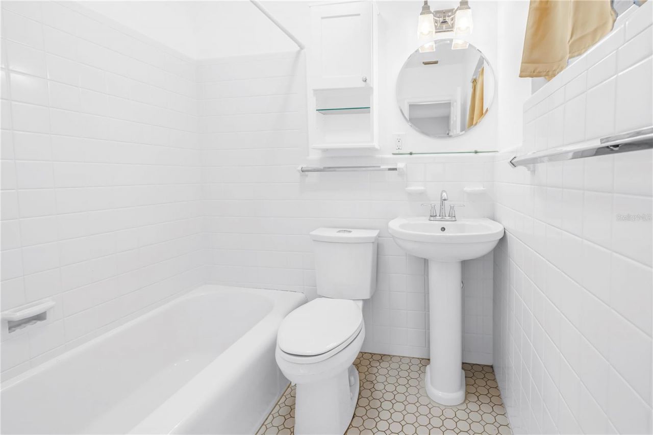 348 11th Avenue Ne, Saint Petersburg, FL 33701 Photo