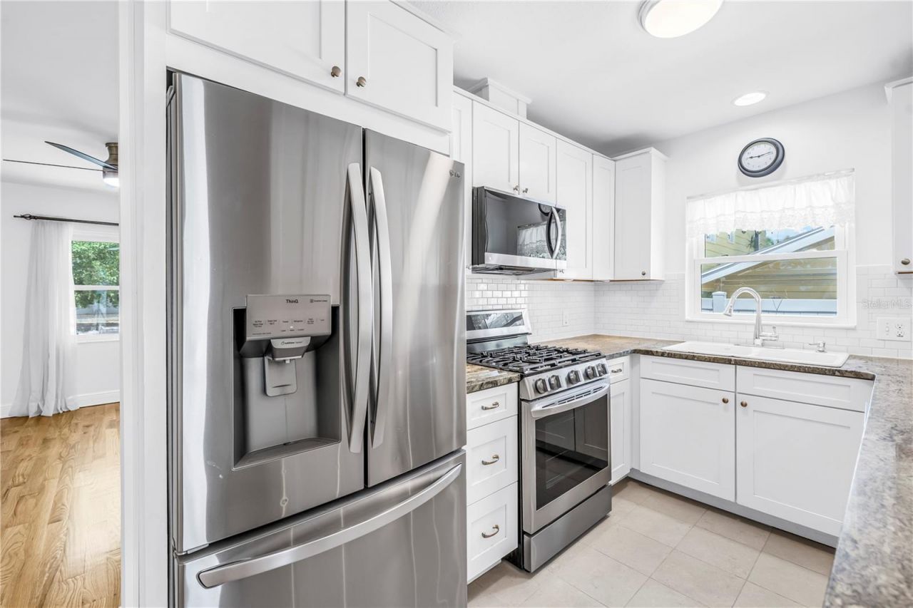 348 11th Avenue Ne, Saint Petersburg, FL 33701 Photo