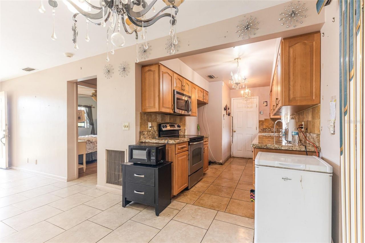 539 Sabal Palm Drive, Lake Park, FL 33403 Photo