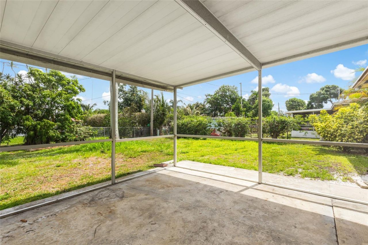 539 Sabal Palm Drive, Lake Park, FL 33403 Photo