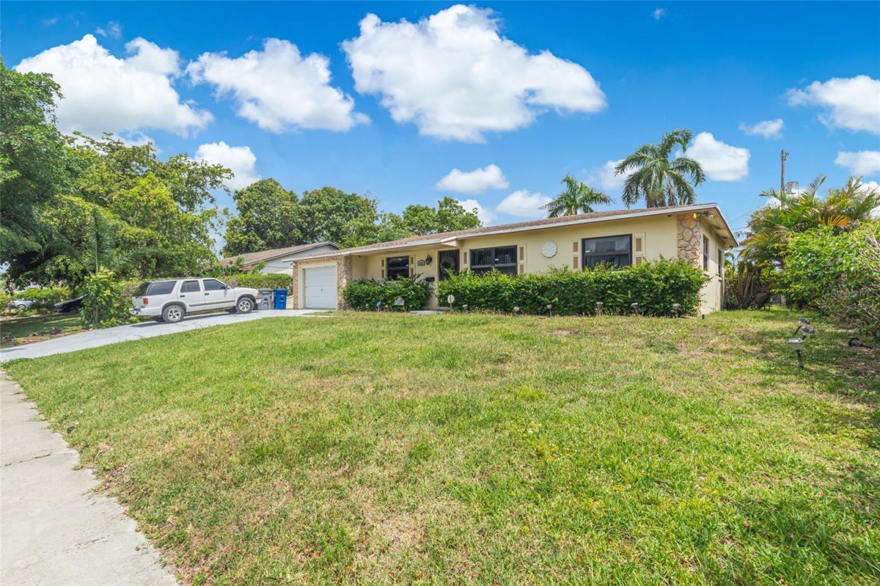 539 Sabal Palm Drive, Lake Park, FL 33403 Photo