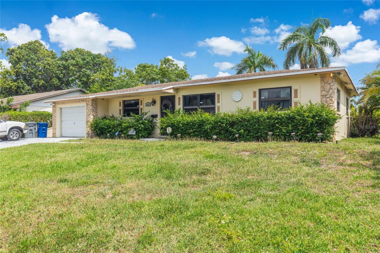 539 Sabal Palm Drive, Lake Park, FL 33403 Photo