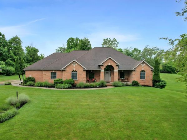150 Paradise Valley Drive, Alexandria, OH 43001