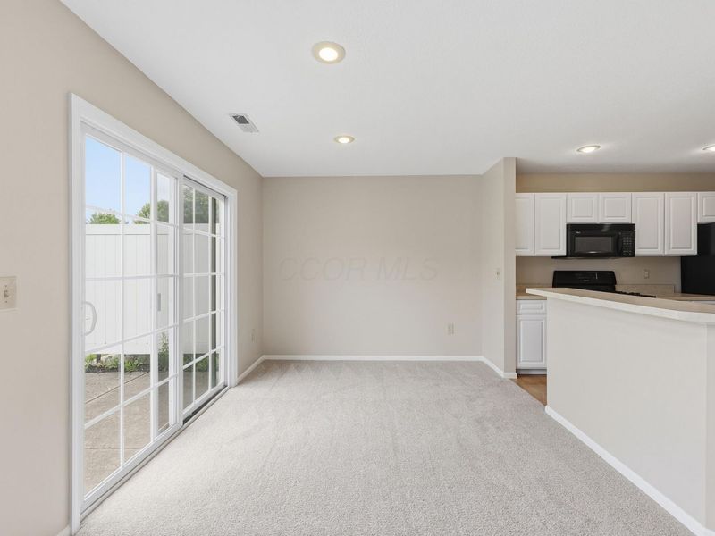 4889 Common Market Place, Dublin, OH 43016 Photo 12