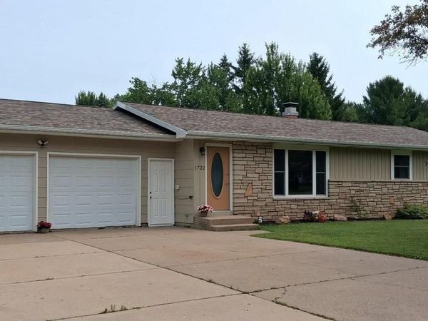1722 FORSYTH ROAD, Kronenwetter, WI 54455