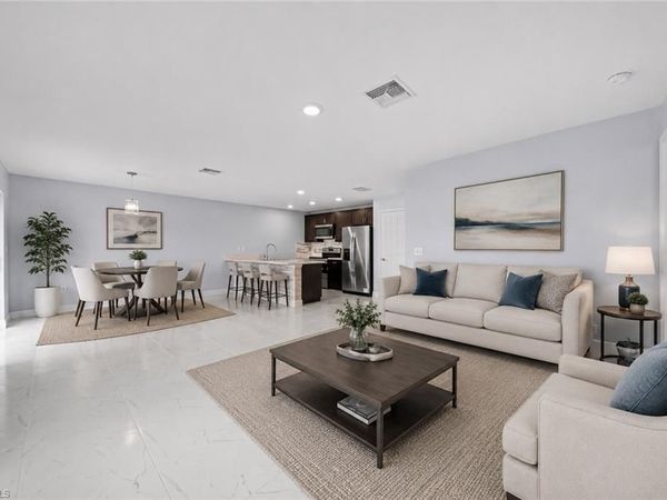 10535 Crossback LN, LEHIGH ACRES, FL 33936