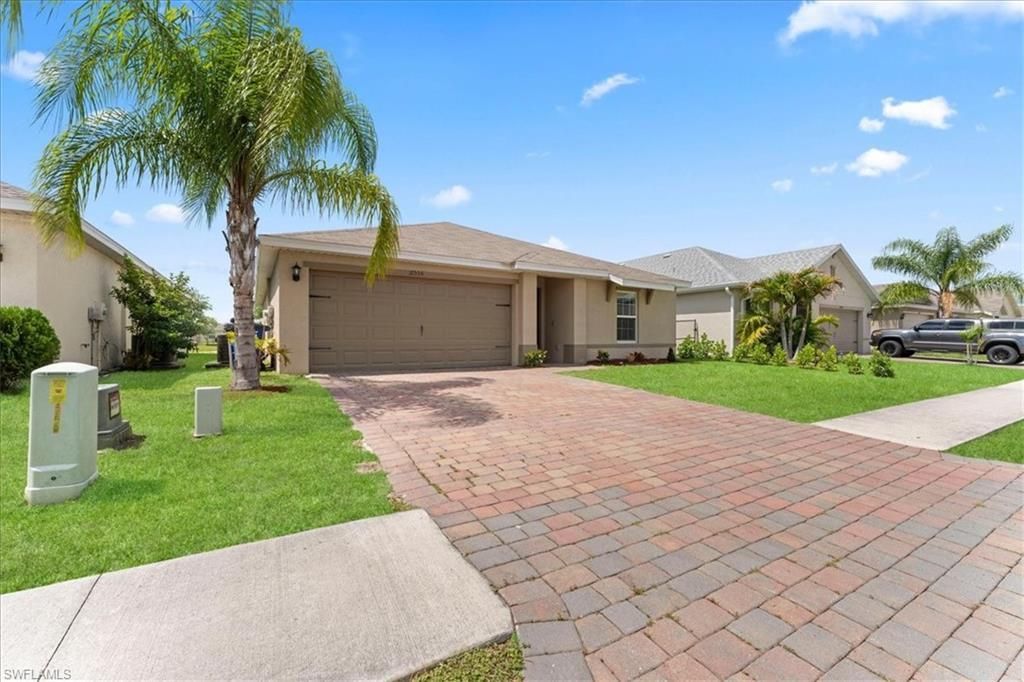 10535 Crossback Ln, Lehigh Acres, FL 33936 Photo