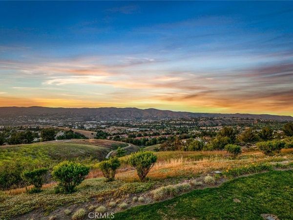 7833 E Viewrim, Anaheim Hills, CA 92808