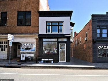 20 S HANOVER STREET, Unit 2B, POTTSTOWN, PA 19464