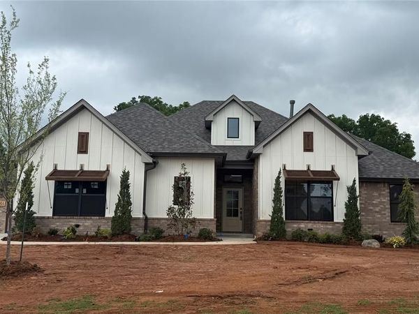 9201 SW 90th Street, Mustang, OK 73064