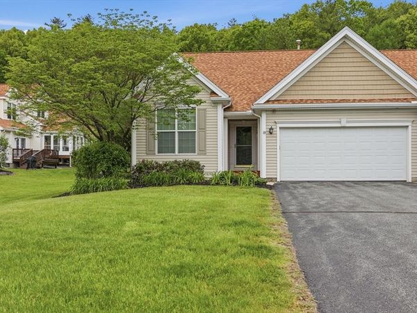 39 Brook Lane, Unit 39, Berlin, MA 01503