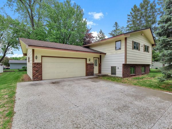 7738 Emerson Avenue N, Brooklyn Park, MN 55444