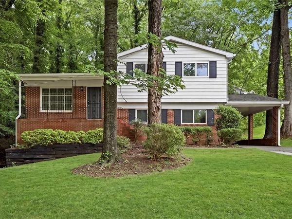 799 Kings Grant Drive NW, Atlanta, GA 30318