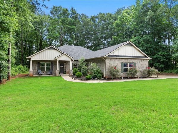 537 Forest Path , Jefferson, GA 30549