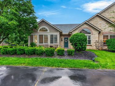4275 Bridgelane Place, Unit 30, New Albany, OH 43054