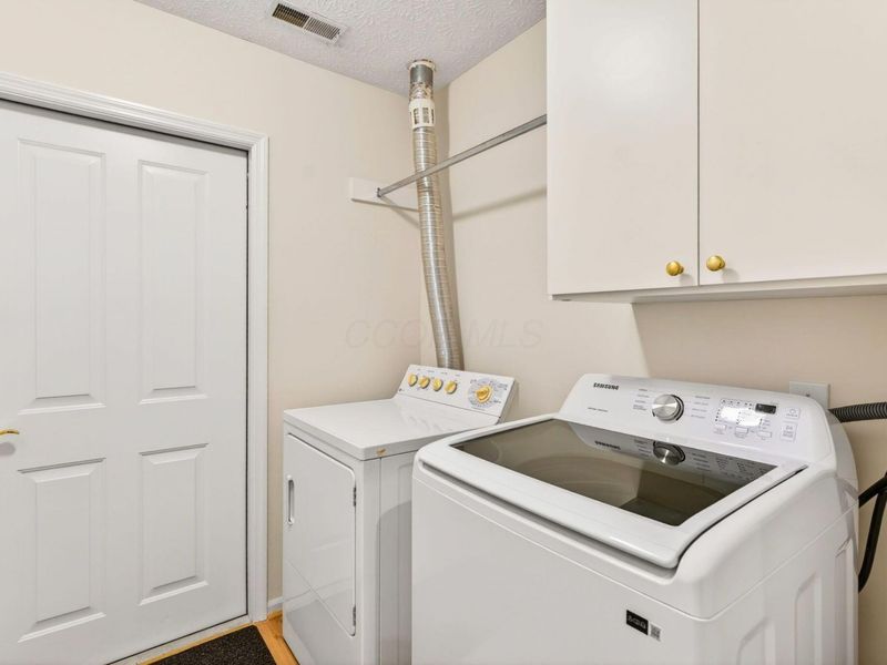 4275 Bridgelane Place, Unit 30, New Albany, OH 43054 Photo 33