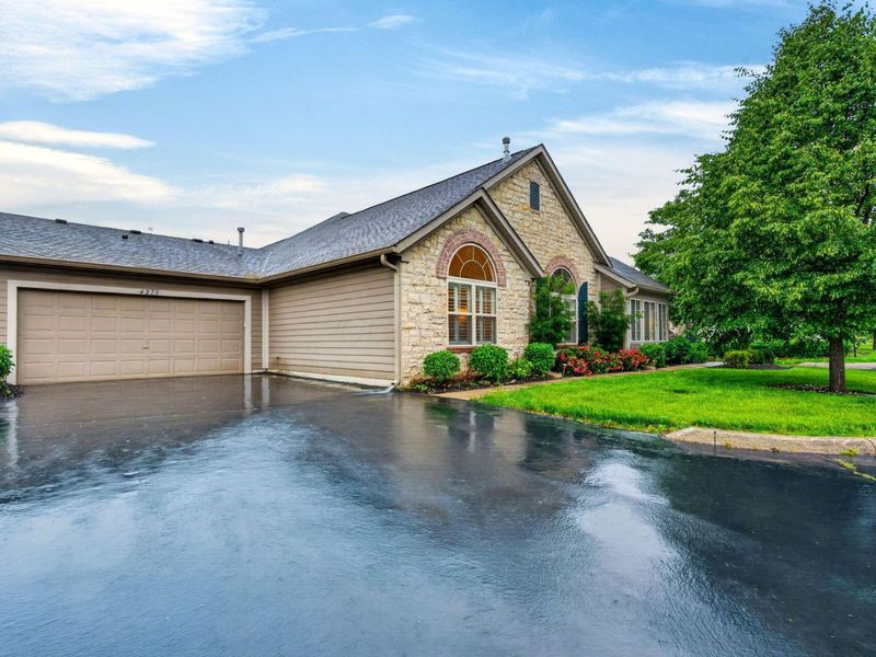 4275 Bridgelane Place, Unit 30, New Albany, OH 43054 Photo 35