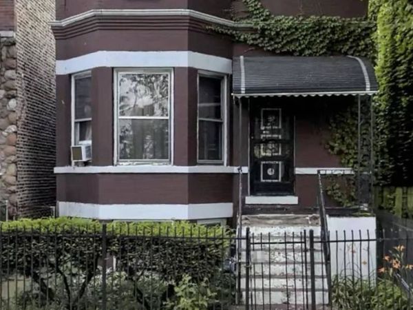 4849 W Gladys Avenue , Unit 1, Chicago, IL 60644