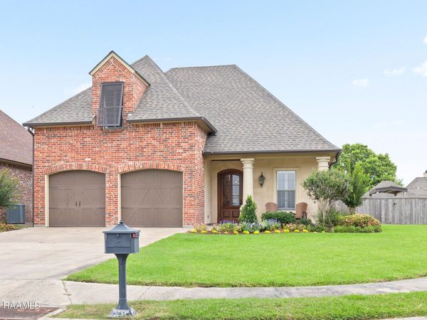 104 Rue Saint Barts , Youngsville, LA 70592