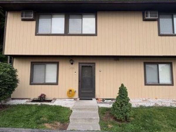 3601 Chelsea Cove S, Hopewell Junction, NY 12533