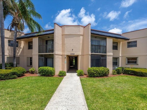 2069 NE Collins Circle, Unit 7-50, Jensen Beach, FL 34957