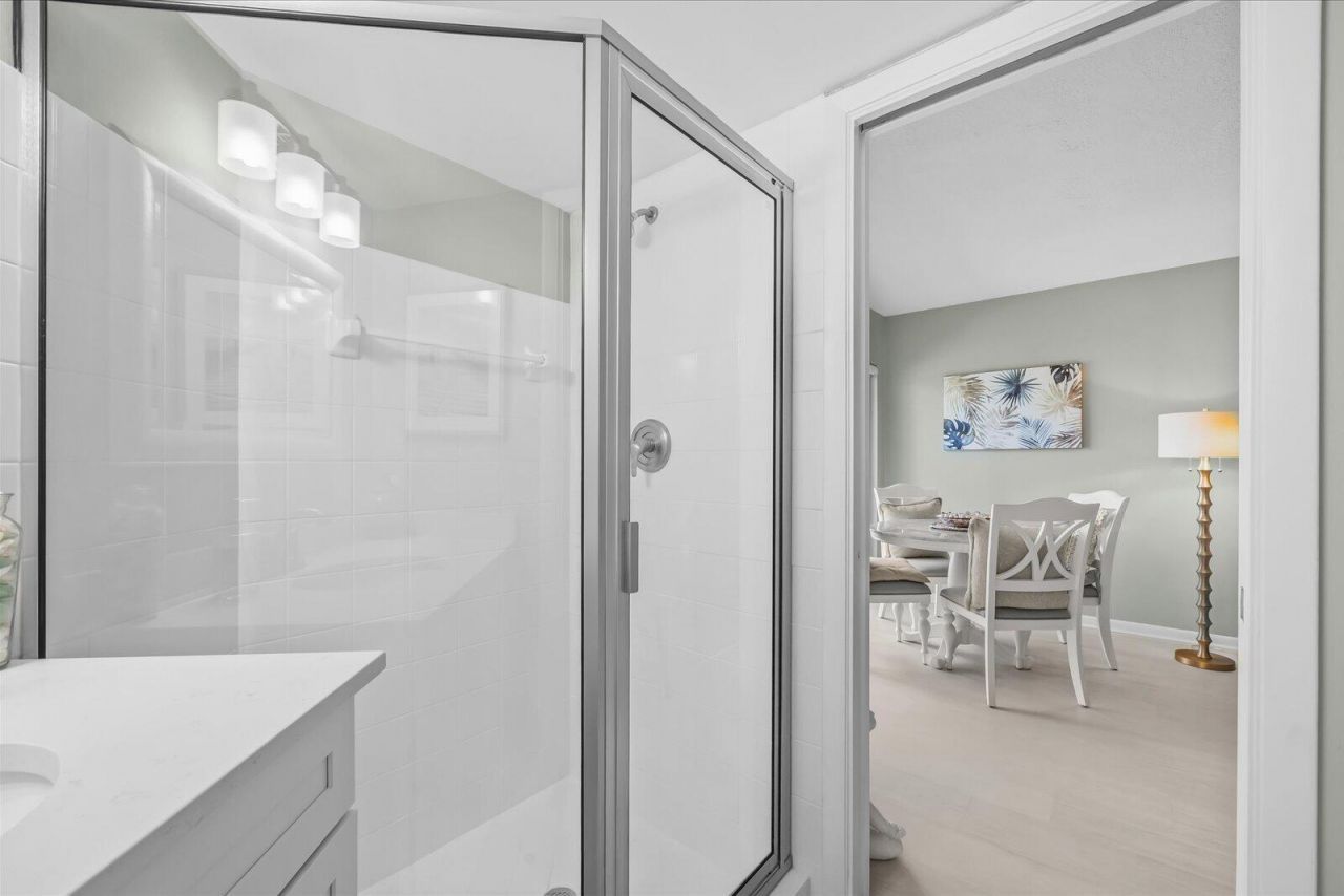 2069 NE Collins Circle, Unit 7-50, Jensen Beach, FL 34957 Photo
