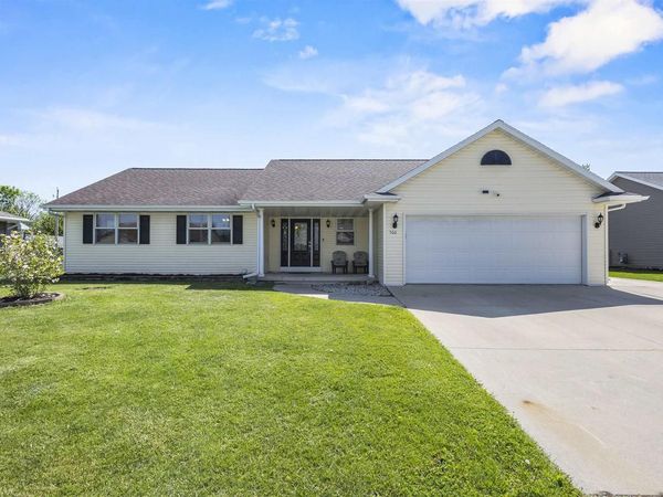 506 ROSEMARY COURT, Pulaski, WI 54162