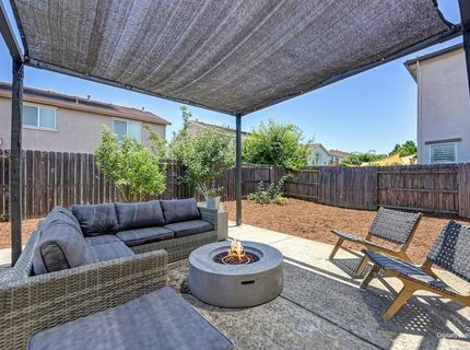 9715 Collie Way, Elk Grove, CA 95757 Photo