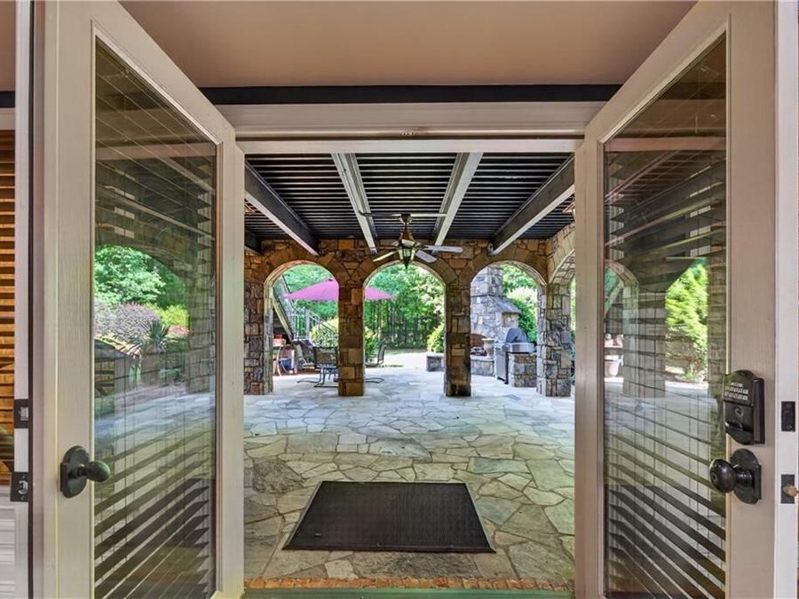Property Image 38
