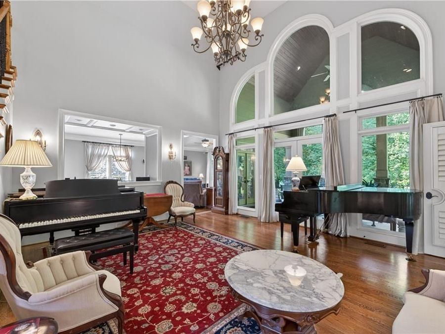 Property Image 8