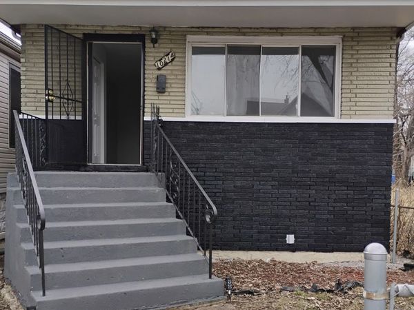 10214 S La Salle Street , Chicago, IL 60628