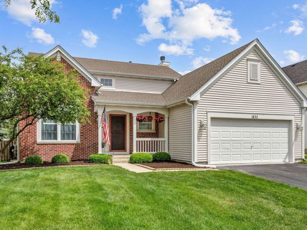 1832 Stirling Lane , Montgomery, IL 60538