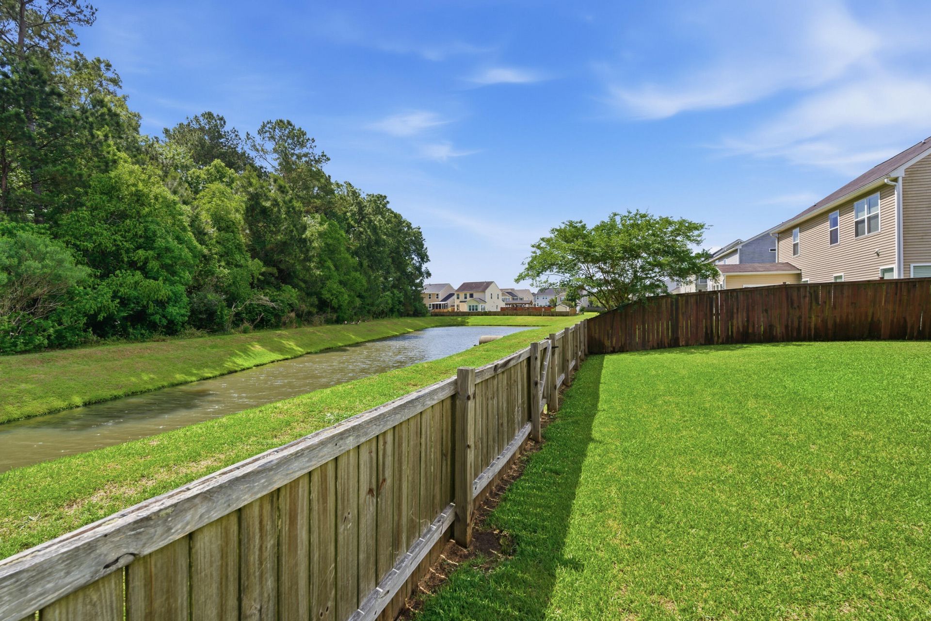 110 Vango Drive Photo 55