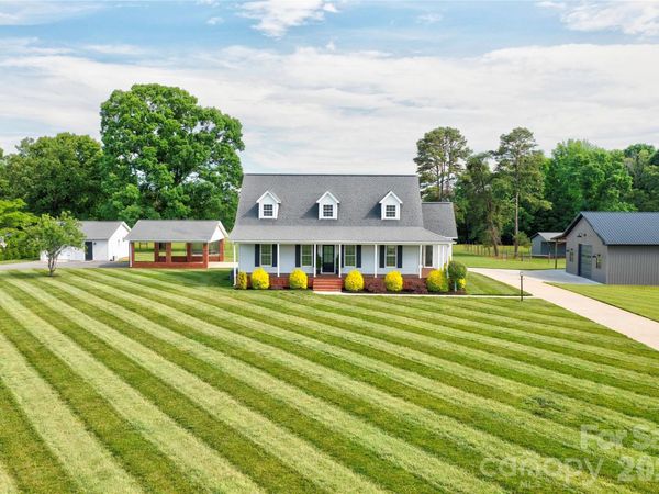 505 E Stagecoach Trail, Lawndale, NC 28090