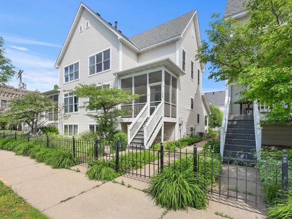 724 E 25th Street , Minneapolis, MN 55404