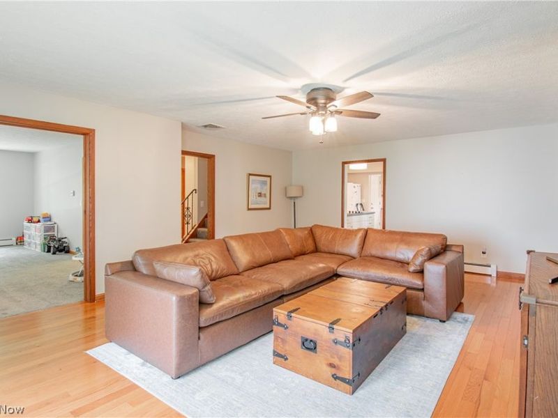 300 Tanglewood Trail, Wadsworth, OH 44281 Photo 12
