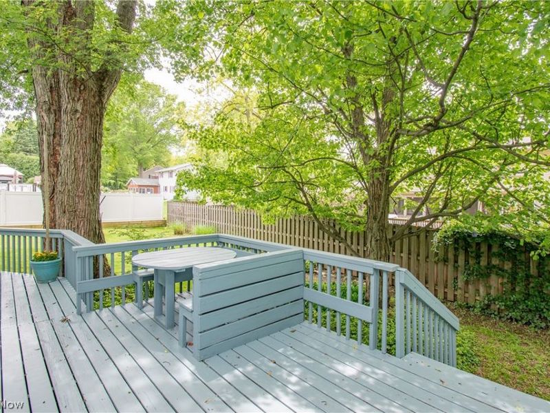 300 Tanglewood Trail, Wadsworth, OH 44281 Photo 32