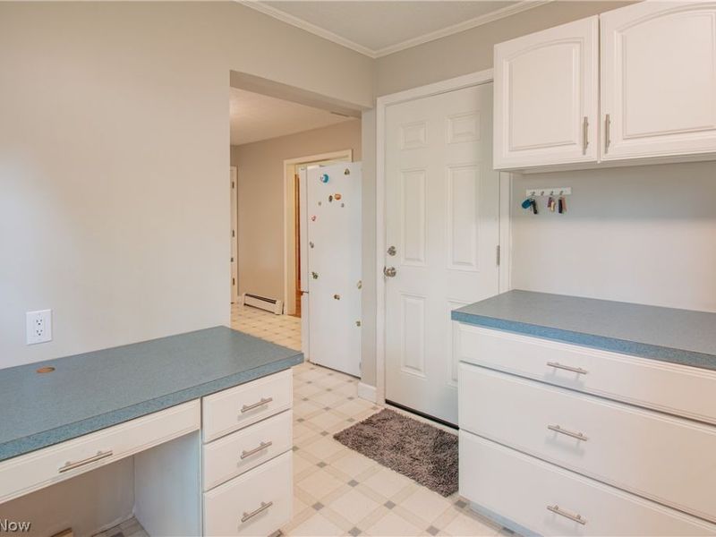 300 Tanglewood Trail, Wadsworth, OH 44281 Photo 9
