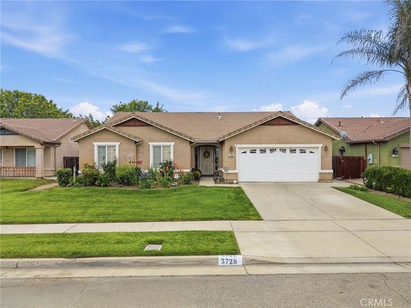 3728 E School, Visalia, CA 93292