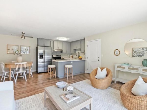 755 14th Avenue, Unit 306, Santa Cruz, CA 95062