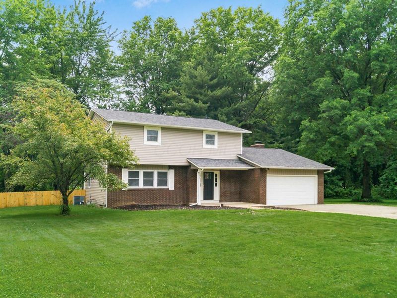 151 Bristol Drive SW, Reynoldsburg, OH 43068 Photo 2