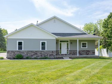 4610 Clyde Road, Oceola Twp, MI 48855