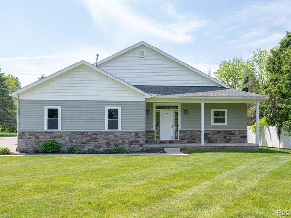 4610 Clyde Road, Oceola Twp, MI 48855