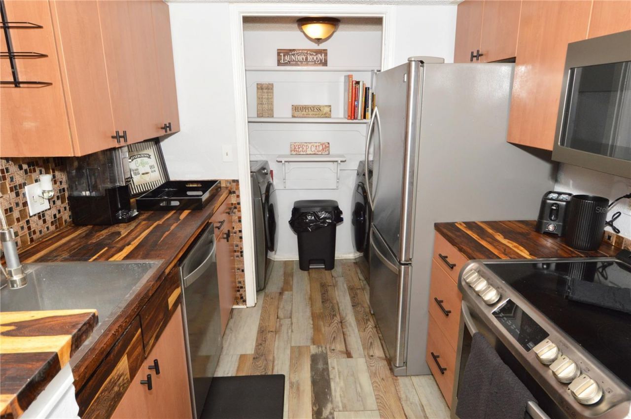 10200 Gandy Boulevard N, Unit 1313, Saint Petersburg, FL 33702 Photo