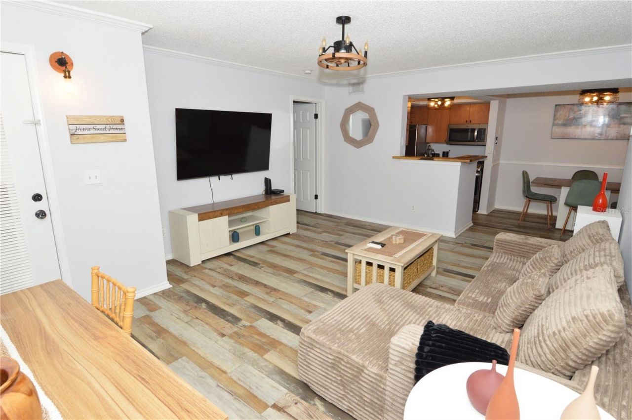 10200 Gandy Boulevard N, Unit 1313, Saint Petersburg, FL 33702 Photo