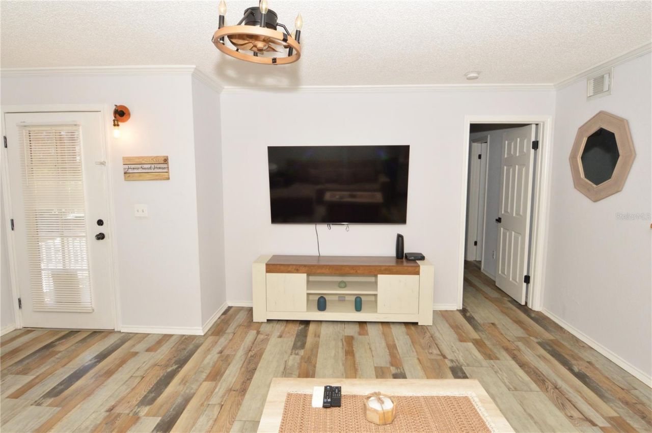 10200 Gandy Boulevard N, Unit 1313, Saint Petersburg, FL 33702 Photo
