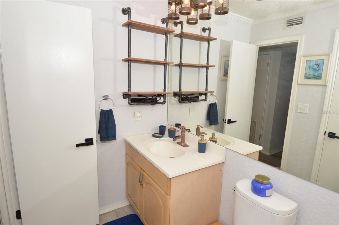 10200 Gandy Boulevard N, Unit 1313, Saint Petersburg, FL 33702 Photo
