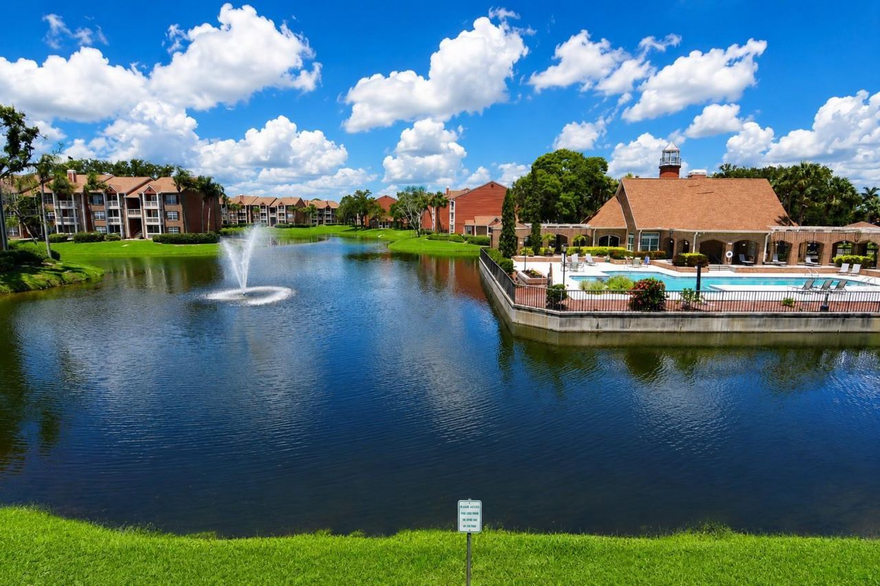 10200 Gandy Boulevard N, Unit 1313, Saint Petersburg, FL 33702 Photo