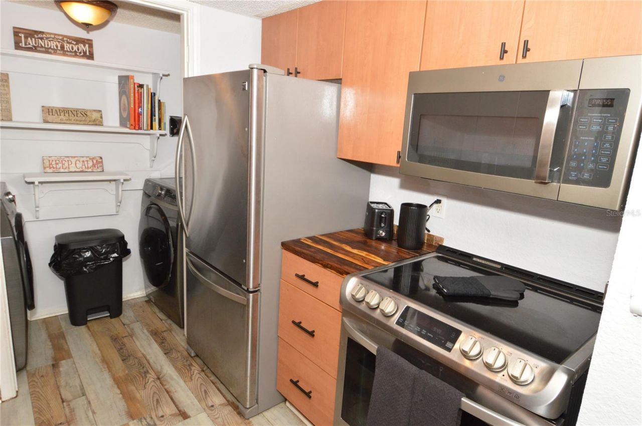 10200 Gandy Boulevard N, Unit 1313, Saint Petersburg, FL 33702 Photo